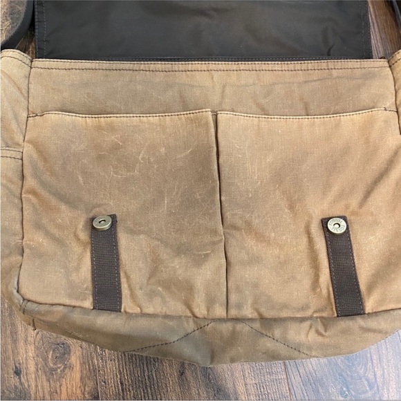 Fossil Brown canvas material messenger bag - Picture 3 of 8